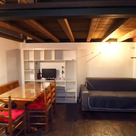 Piazza Della Pace Apartamento